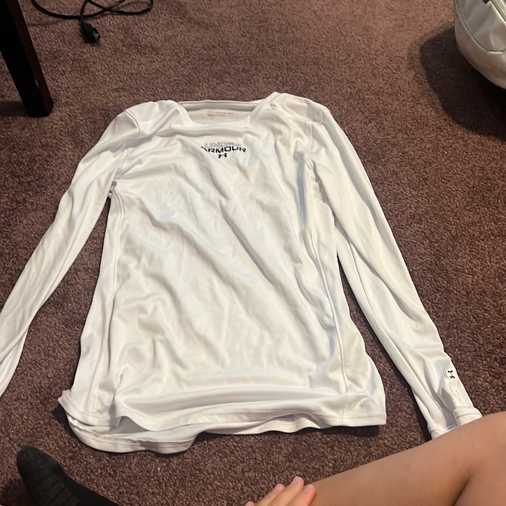 Women’s under armor white long sleeve cold gear